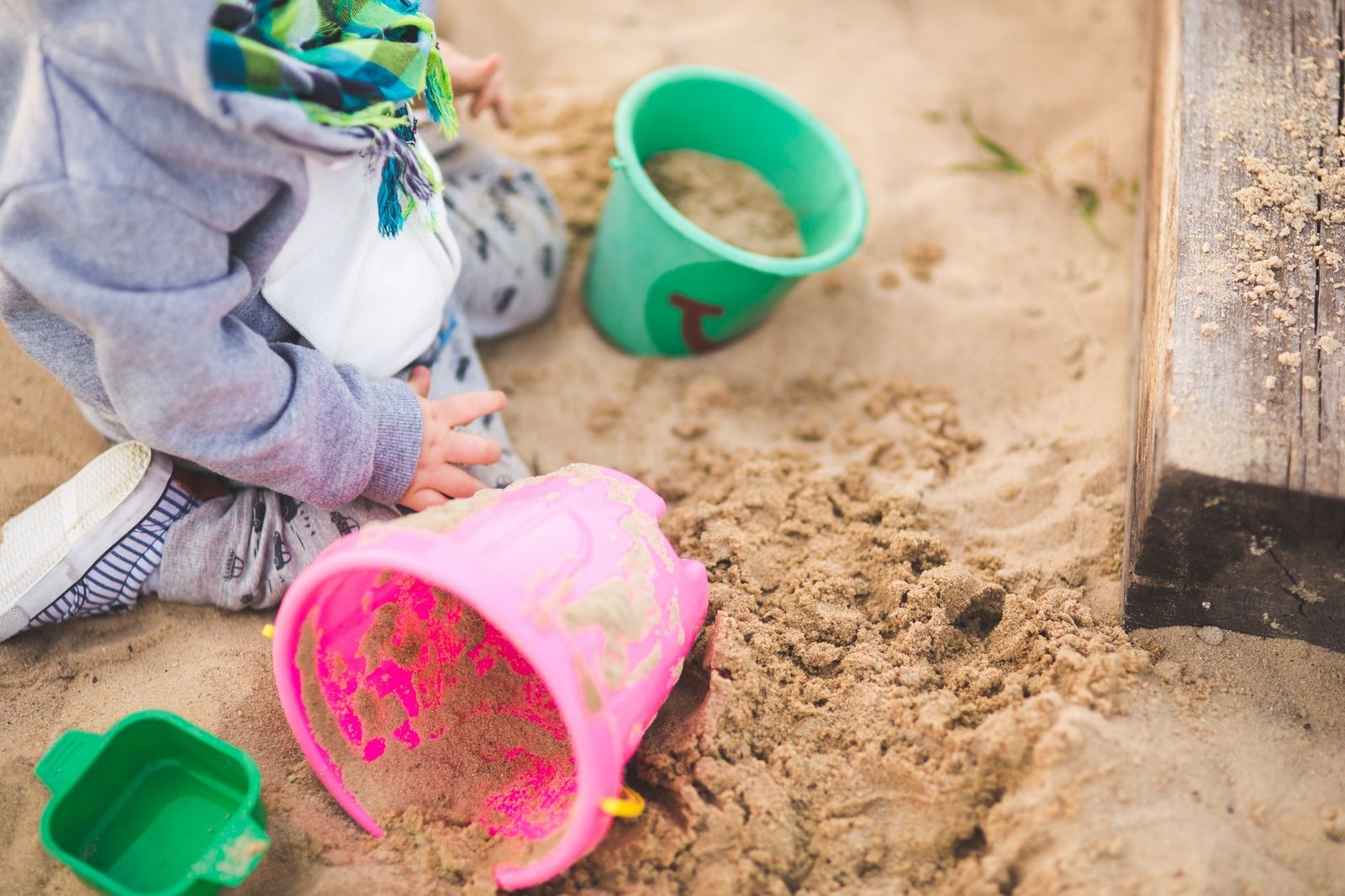 When Games Taught Us How to Build: The Legacy of Sandbox Survival